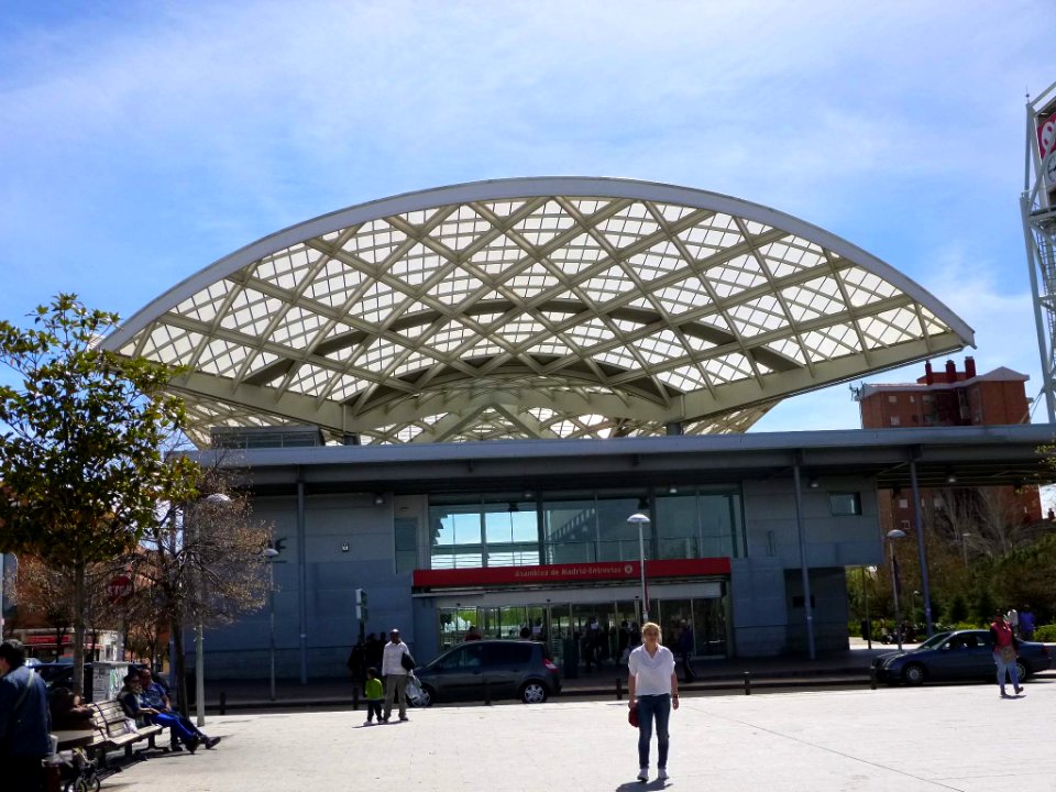 Madrid - Puente de Vallecas - Estación de Asamblea de Madrid-Entrevías 1