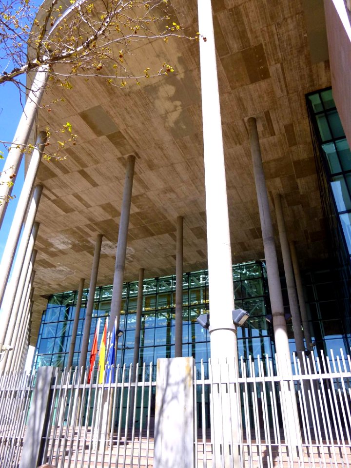 Madrid - Puente de Vallecas - Asamblea de Madrid 2