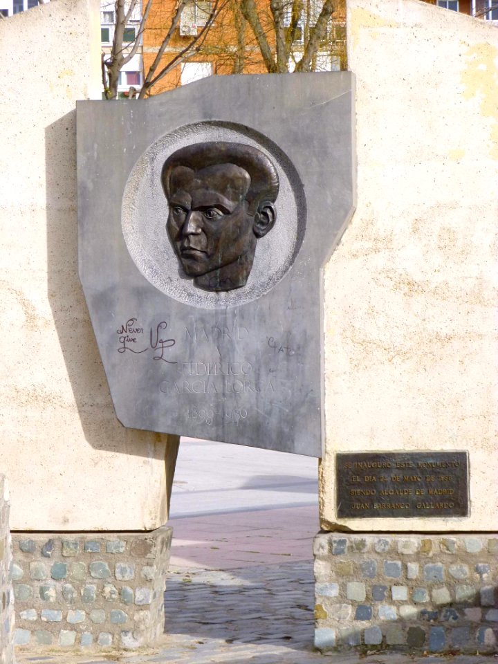 Madrid - Villa de Vallecas - Monumento a Federico García Lorca 02