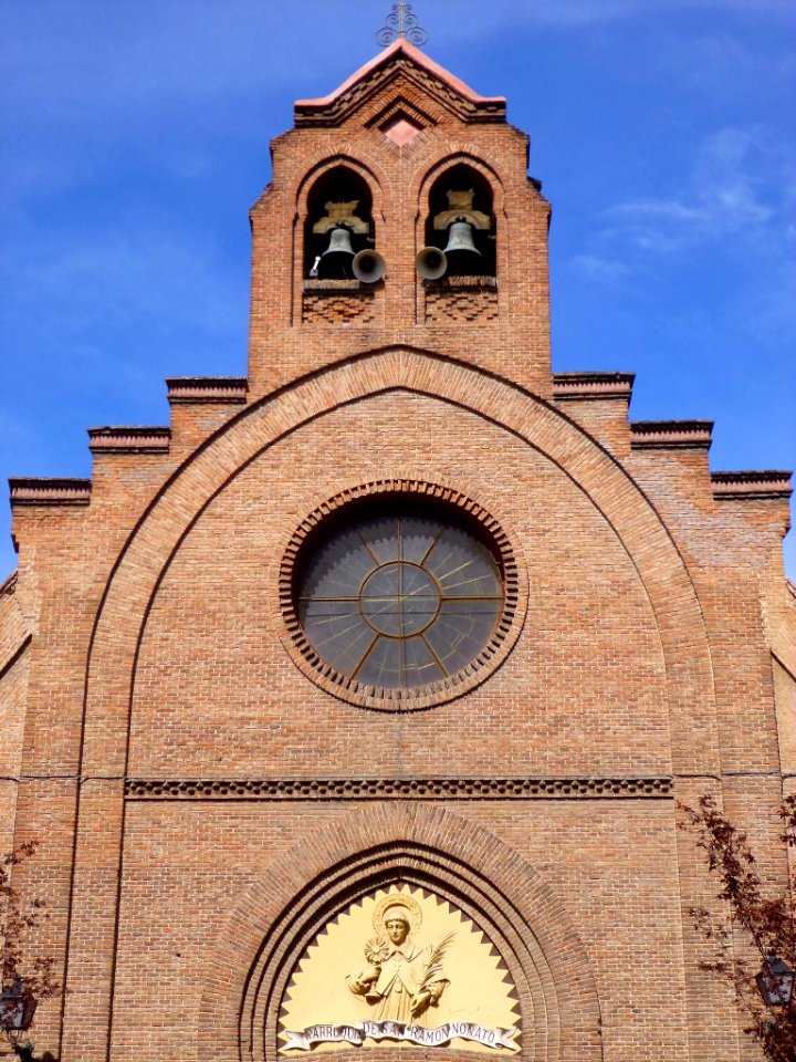 Madrid - Puente de Vallecas - Iglesia de San Ramón Nonato 5