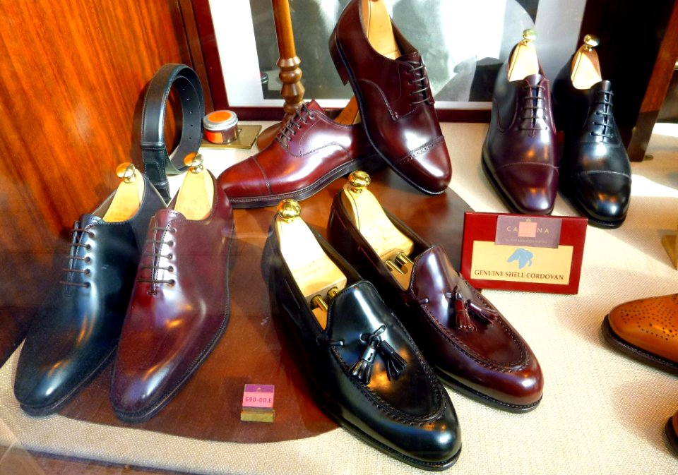 Madrid - Zapatos de 690 euros en la Gran Vía