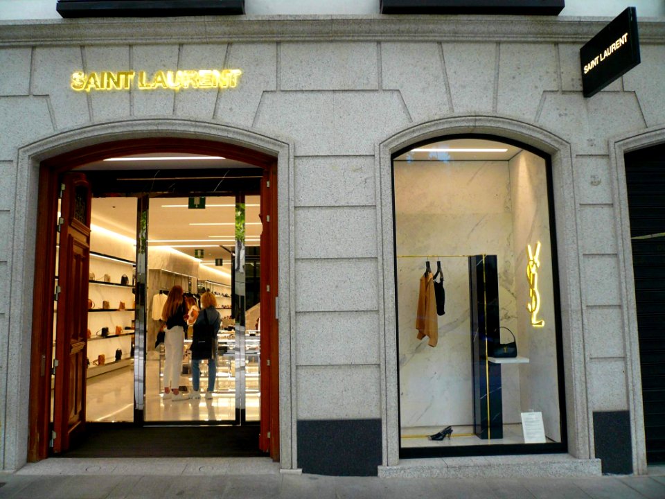 Madrid - Yves Saunt Laurent (Serrano 70)