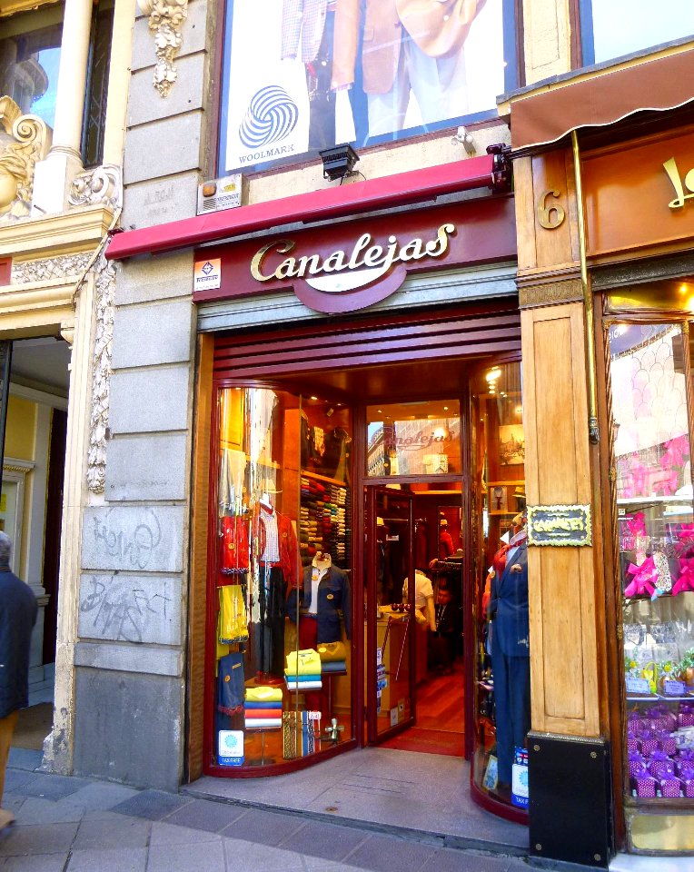 Madrid - Viviendas para el marqués de Amboage, Camisería Canalejas 1