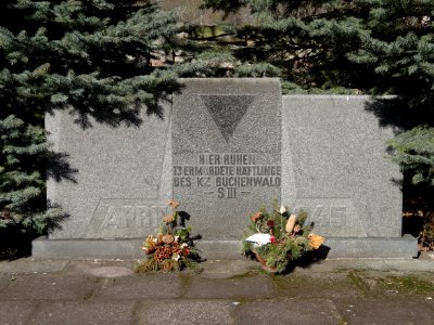 Mahnmal für Ermordete des KZ Buchenwald in Großhettstedt