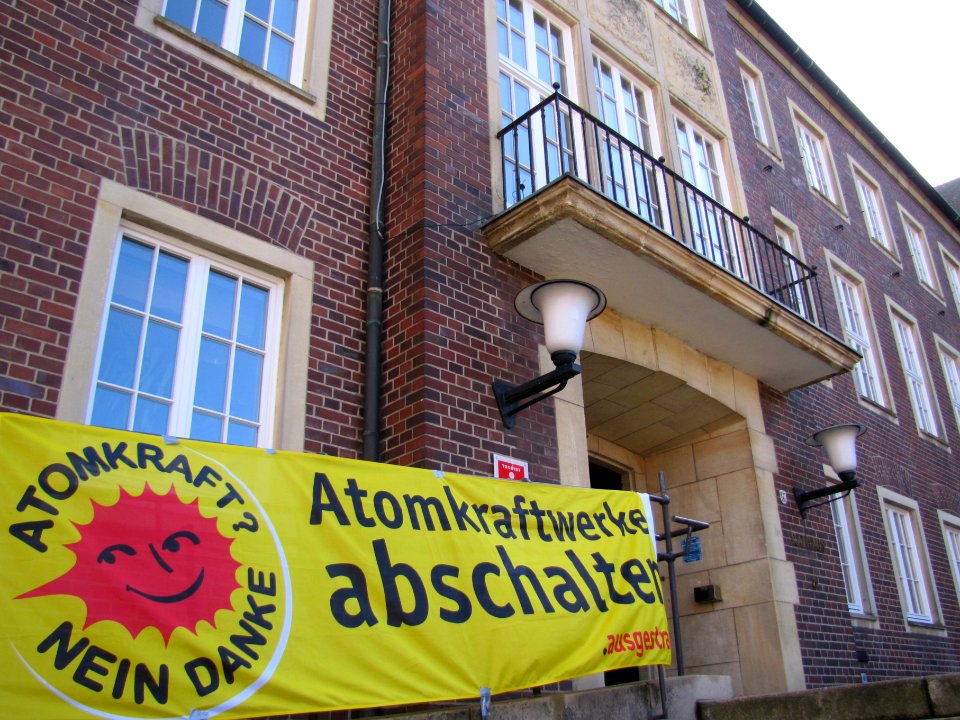 Mahnwache Fukushima, Coesfeld 19.03.2011, Marktplatz.2