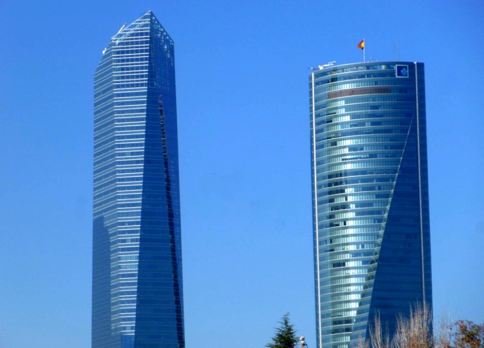 Madrid -Torre Espacio y Torre de Cristal