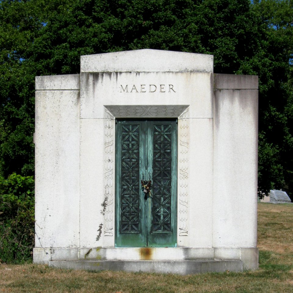 Maeder Mausoleum, Smithfield East End Cemetery, 2020-08-18