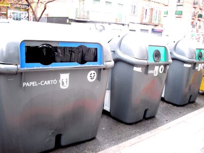 Madrid - Reciclaje de residuos urbanos 2 photo