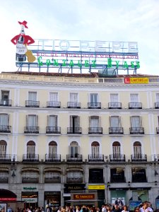 Madrid - Puerta del Sol - Tío Pepe photo
