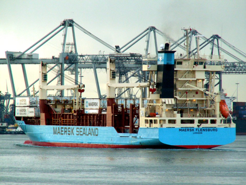 Maersk Flensburg stern Port of Rotterdam 19-Nov-2005
