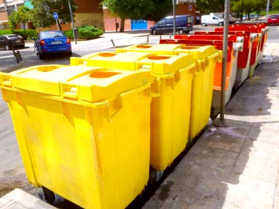 Madrid - reciclaje de residuos urbanos en el distrito de Villaverde
