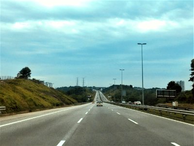 Maju Expressway 16