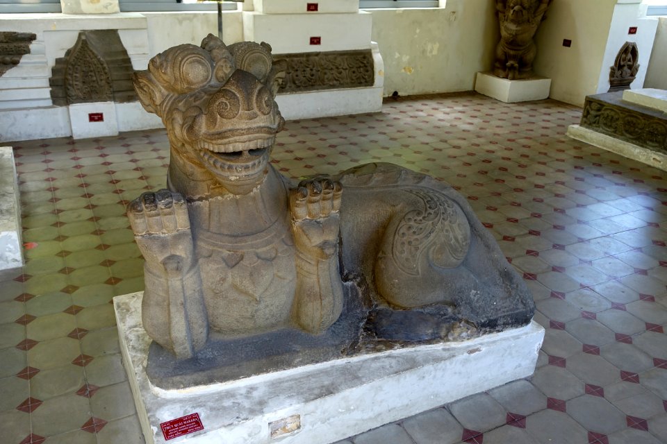 Makara, Thap Mam, 13th century, Binh Dinh - Museum of Cham Sculpture - Danang, Vietnam - DSC01380