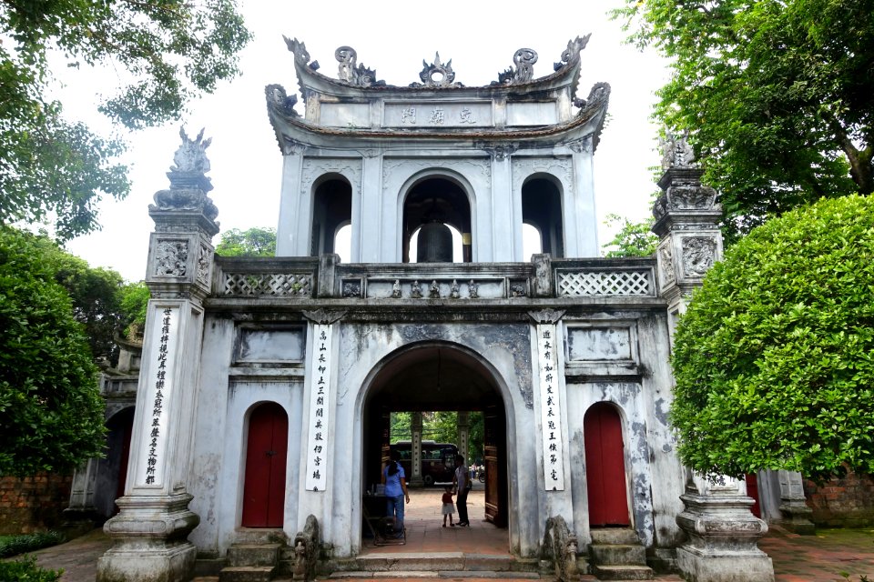 Main gate - Temple of Literature, Hanoi - DSC04534