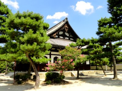 Main hall - Hyakumanben chion-ji - Kyoto - DSC06517