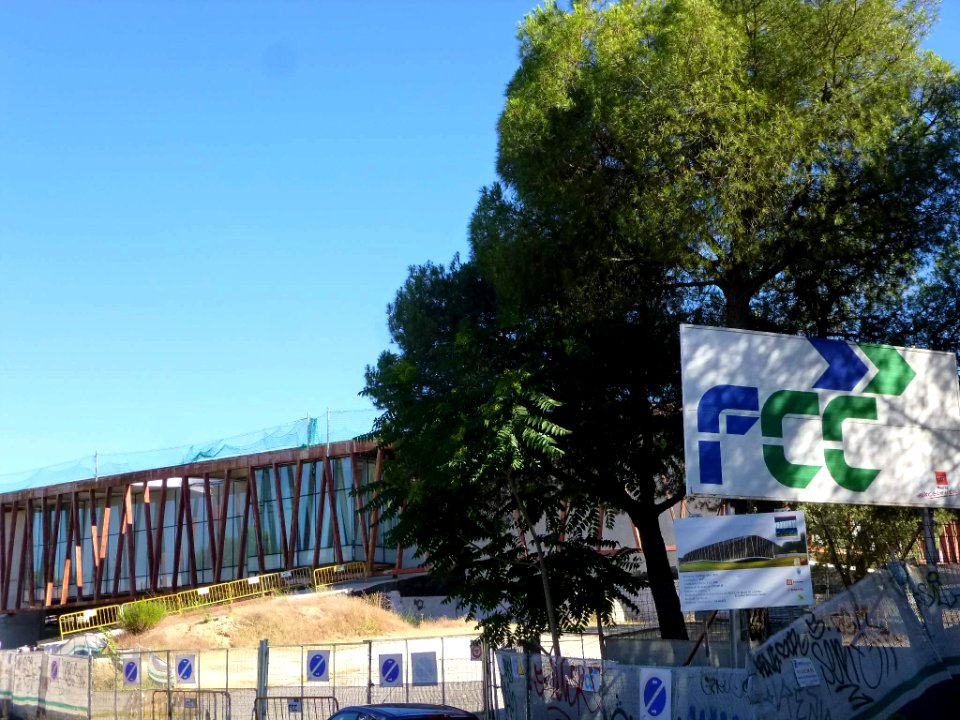 Majadahonda - Construcción inacabada y abandonada del nonato Centro Internacional de Estudios Económicos (CIEES) 4