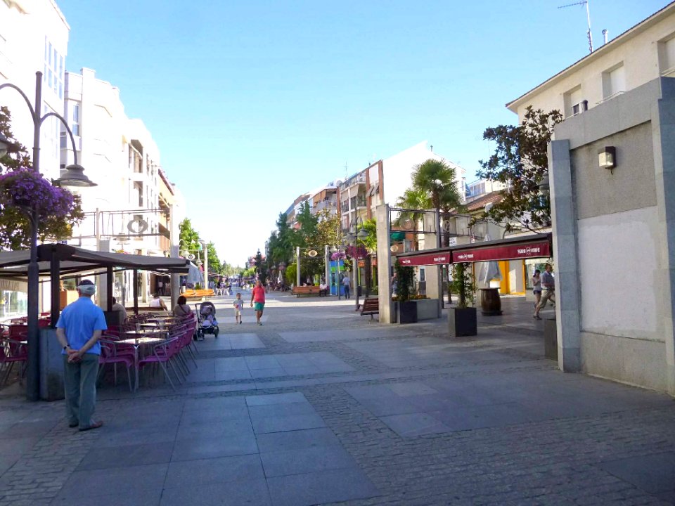 Majadahonda - Calle Gran Vía 01