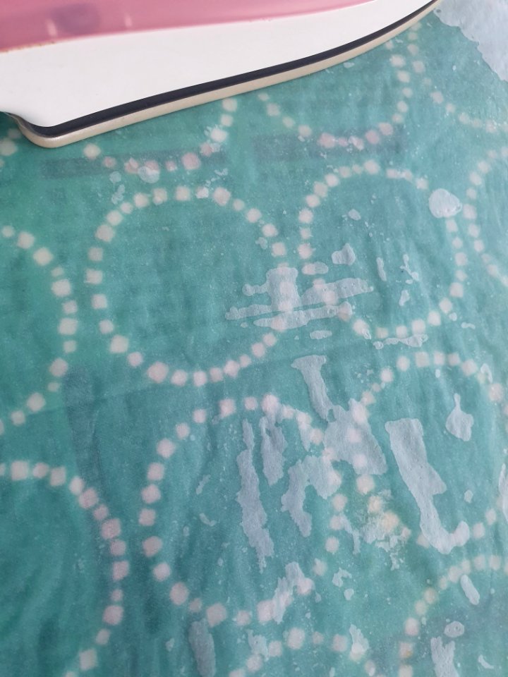 Making beeswax wrap