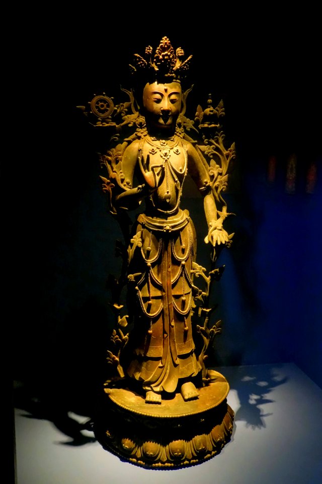 Maitreya Buddha, Tibet, 16th-17th century AD, bronze - Linden-Museum - Stuttgart, Germany - DSC03673