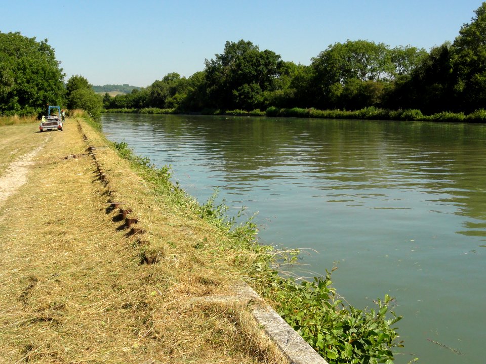 Maizy (Aisne) canal latéral à l'Aisne (02)