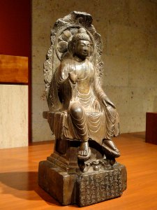 Maitreya Buddha, 705 AD, Tang Dynasty, China, stone - Art Institute of Chicago - DSC00099 photo