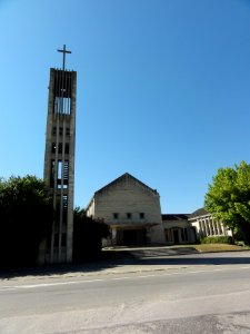Maizy (Aisne) église et sa tour