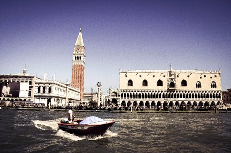 Architecture monument rialto