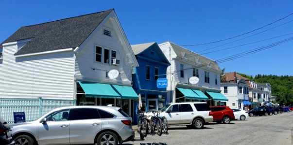 Main Street - Northeast Harbor, Maine - DSC03428