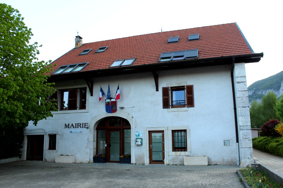 Mairie Léaz 5