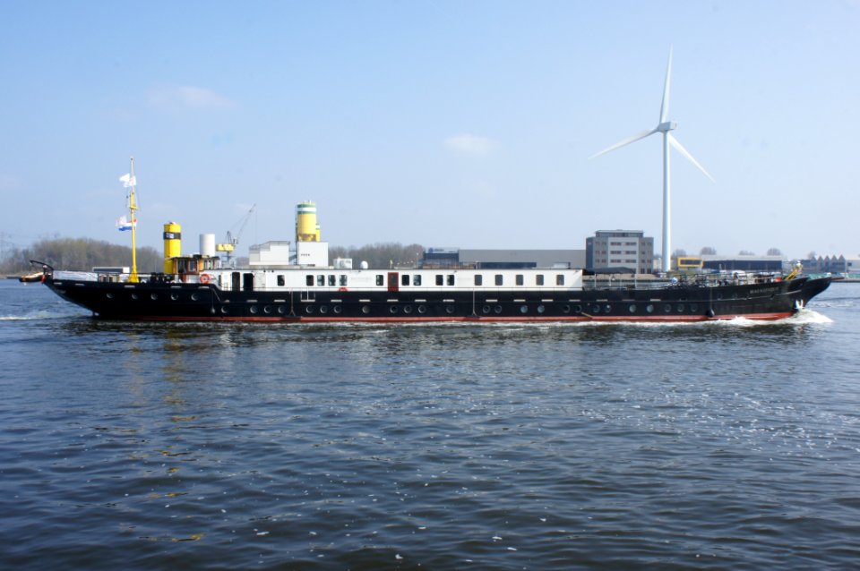 Magnifique, ENI 02324958, Noordzeekanaal, Port of Amsterdam, pic2