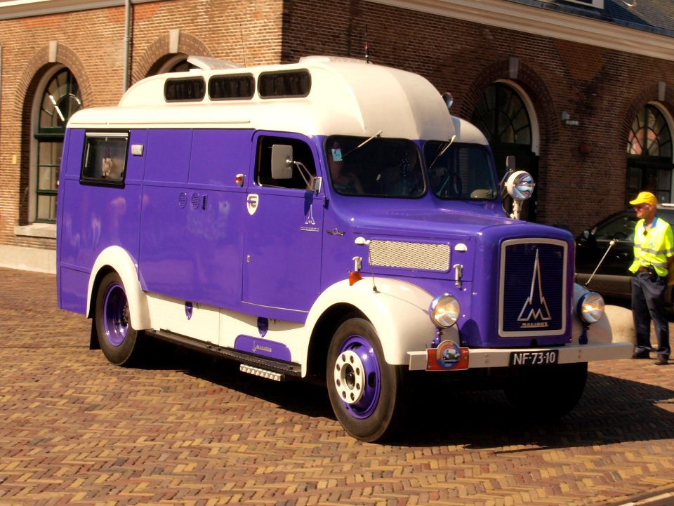 Magirus-Deutz S3500 (1952), Dutch license registration NF-73-10 pic