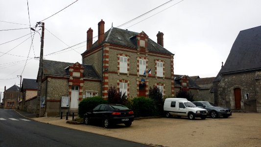Mainvilliers (Loiret) - 07 - Mairie