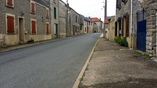 Mainvilliers (Loiret) - 01 - La rue principale