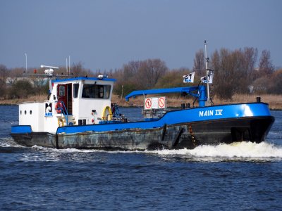 Main IV, ENI 02326520, Noordzeekanaal, Port of Amsterdam, pic4