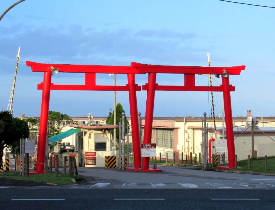 Main gate of the Torii Station 002