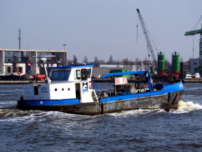 Main IV, ENI 02326520, Noordzeekanaal, Port of Amsterdam, pic10