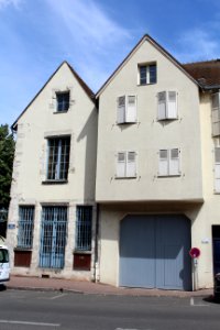 Maison 1bis rue Château Montargis 1