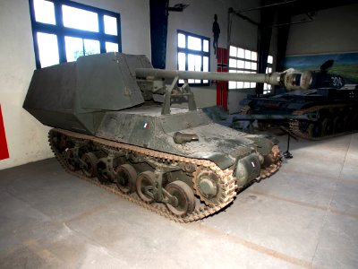 Marder I on Tracteur Blinde 37L chassis in the Musée des Blindés, France, pic-1