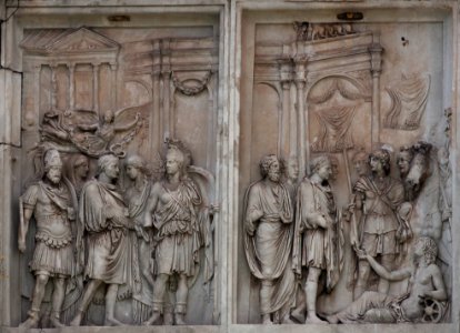 Marcus Aurelius relief, Adventus, Profectio