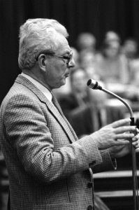 Marcus Bakker (CPN) aan het woord, Bestanddeelnr 931-8137