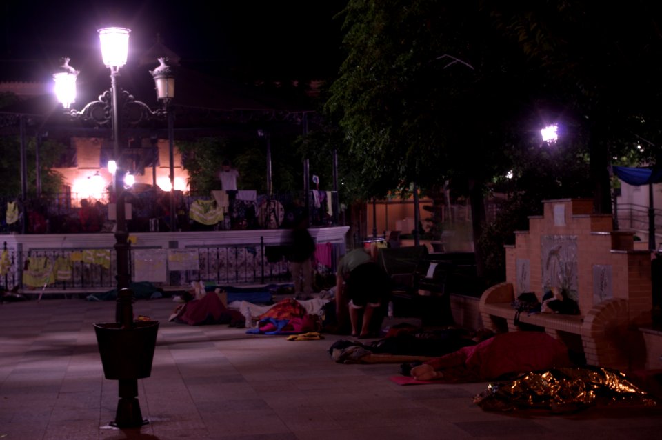 Marcha indignada - Noche en la plaza 015