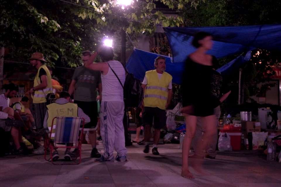 Marcha indignada - Noche en la plaza 027