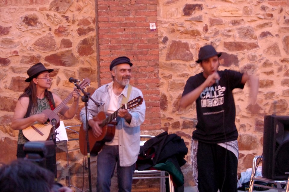 Marcha indignada Música 011