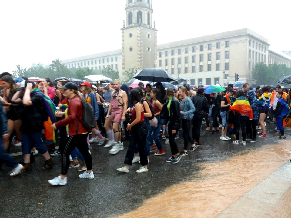 Marche des Fiertés 2019 à Lyon - Départ place Bellecour (13)