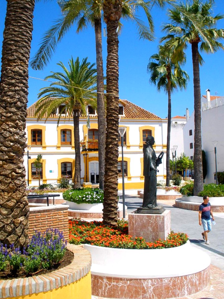 Marbella - San Pedro Alcántara, Plaza de la Iglesia 08