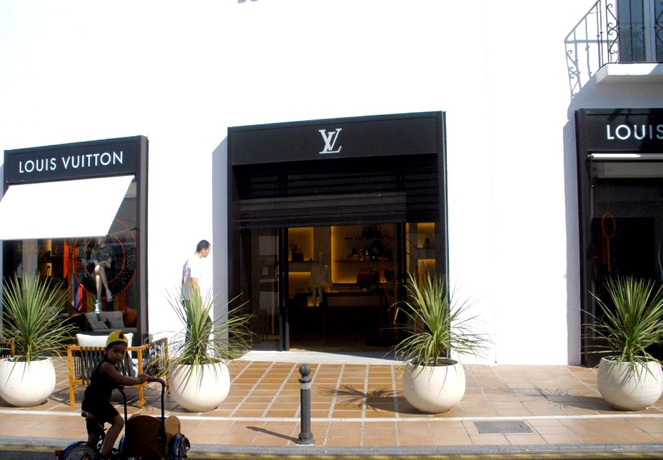 Marbella - Puerto Banús, tiendas 05