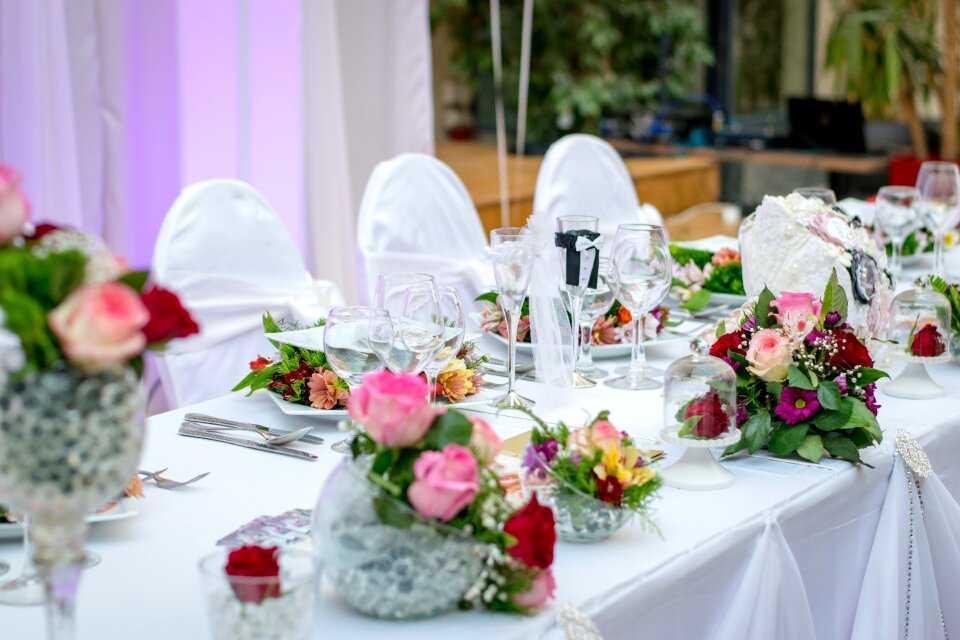 White roses decoration
