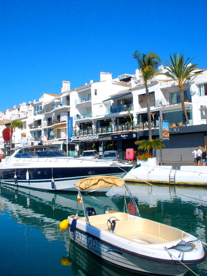 Marbella - Puerto Banús 13