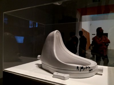 Marcel Duchamp - Fontaine, exemplaire 2 à la Tate Modern (2)