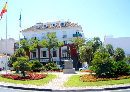 Marbella - San Pedro Alcántara, Monumento a Manuel Gutiérrez de la Concha, I Marqués del Duero 1
